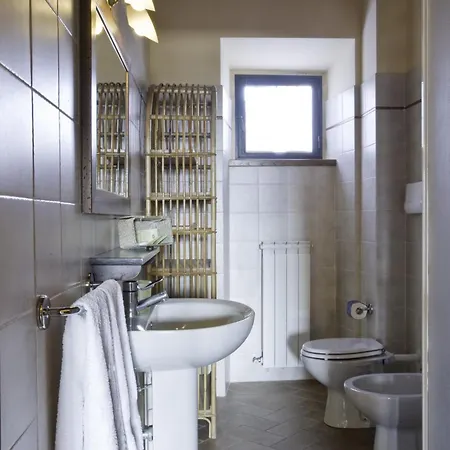 L'incrociata Farm stay *